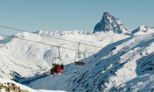 Candanchú da marcha atrás y abrirá las pistas de esquí en Semana Santa 