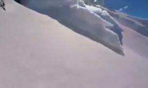 Vídeo del momento en el que un snowboarder chileno es atrapado por una avalancha