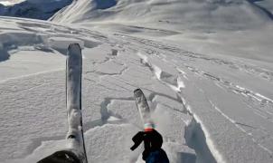 Un vídeo increíble: Un esquiador es engullido por una avalancha y sobrevive gracias al Airbag