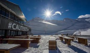 Las estaciones de NP'Y esperan a los esquiadores españoles con hasta un metro de nieve