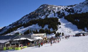 Las estaciones de Aramón llegan a la friolera de 248 km esquiables este fin de semana