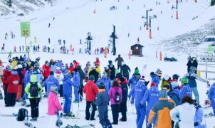 Las estaciones de Aramón aumentan la superficie esquiable para comenzar el 2015