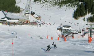 Las estaciones de Aramón cierran un buen Puente con más de 40.000 esquiadores