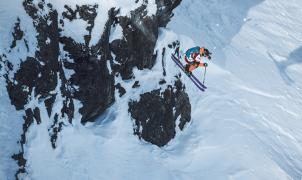 Vídeo: Top 5 mejores líneas en esquí mujeres en el FWT