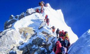 El Everest sigue cobrándose vidas. Aumentan a once los muertos