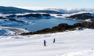 Dos estaciones de esquí de Australia se ven obligadas a cerrar por un brote de coronavirus