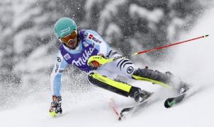Neureuther gana en Wengen y se pone líder de la general del slalom