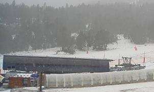 Formiguères retrasa el estreno del primer Telemix de los Pirineos por falta de nieve suficiente