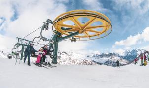 Las estaciones de esquí "aramonesas" despiden el año con un total de 200 km esquiables