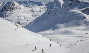 Las estaciones de Aramón despiden febrero con espesores máximos superiores al metro de nieve