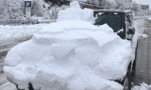 Conductor multado en Lowell (Massachusetts) por circular con su vehículo repleto de nieve