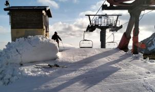 La estación que no puede desestacionalizar su temporada de esquí por mucho que quiera