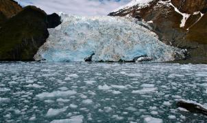 Estado de alerta por un glaciar de Alaska que amenaza con provocar un tsunami