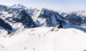 La nieve, el frío y las actividades vuelven a las estaciones de N’PY, que crecen en días de esquí