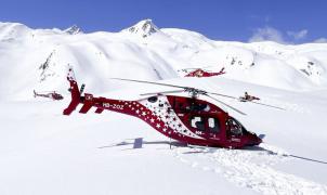 Luto en Verbier tras el accidente de un helicóptero de heliski en los Alpes Suizos