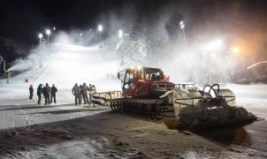 Esquí y snowpark nocturnos en Sierra Nevada durante 9 noches del Mundial