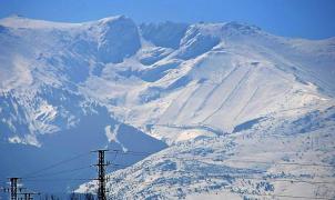 Hasta 9000 esquiadores disfrutan de La Pinilla en Semana Santa