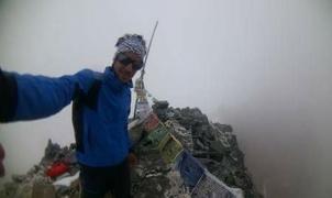 Kilian Jornet renuncia a la cima del Everest por el riesgo de aludes