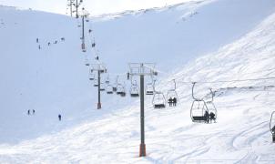 La estación de esquí de La Hoya extiende la temporada hasta el 16 de octubre