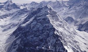 Un desaparecido y cinco personas aisladas por una avalancha en los Andes chilenos