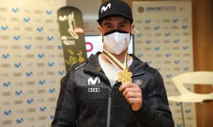 Lucas Eguibar presenta su medalla de oro y revive cómo se proclamó campeón del mundo