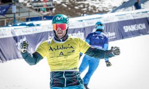 Lucas Eguibar y Álvaro Romero en el Top 10 en la Copa del Mundo de SnowboardCross