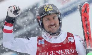 Un Hirscher imperial vence a la nevada y a sus rivales en el SL de Val d'Isère