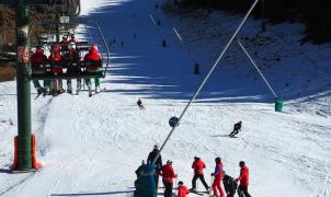 La Navidad en Masella llega con 23 km de pistas y una buena oferta de ocio y esquí nocturno