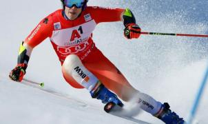 Odermatt comienza ganando el slalom gigante de apertura de la Copa del Mundo en Sölden