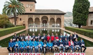 RFEDI presenta a la Armada Española de la nieve en los Jardines de la Alhambra