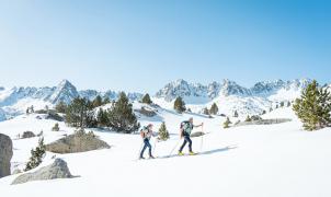 La "Carros de Foc" con esquís de montaña acompañado de un guía en 5 días