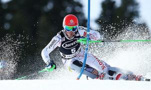 Petra Vlhova gana el Slalom de Aspen y relega a Shiffrin a la segunda posición