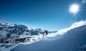 Primer balance positivo de la temporada de esquí en los Alpes franceses