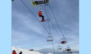 80 esquiadores quedan atrapados en un telesilla de Valle Nevado durante dos horas