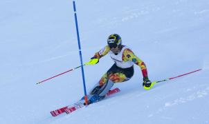 Joaquim Salarich, primer esquiador en Copa del Mundo de esta temporada en Levi (Finlandia)