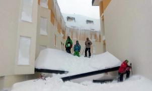 Un temporal de nieve pocas veces visto entierra San Isidro y Leitariegos