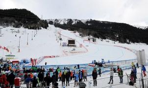 La falta de nieve y las temperaturas altas obligan a cancelar las competiciones de St. Anton y Zagreb
