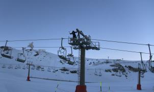 Sierra Nevada revisará el cálculo de aforo máximo de esquiadores para evitar aglomeraciones