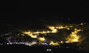 Sierra Nevada estrena el esquí nocturno esta temporada con gran éxito  