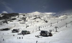 Sierra Nevada es la última estación de esquí abierta en la Península