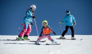 Sierra Nevada prepara el "World Snow Day" con actividades y competiciones