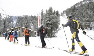 El esquí de montaña gana adeptos entre los esquiadores de pista, runners y ciclistas