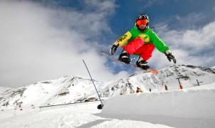 Las supernenas vuelven de nuevo a Boí Taüll: snowboard para chicas
