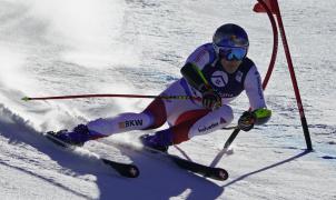 Odermatt conquista primer Super-G de la Copa del Mundo de esquí en Beaver Creek