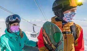 Francia esquiará con mascarilla y hace obligatorio el pasaporte Covid con el aumento de contagios