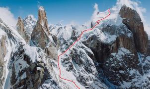 Primer descenso en esquís de la Gran Torre Trango: un hito en el alpinismo extremo