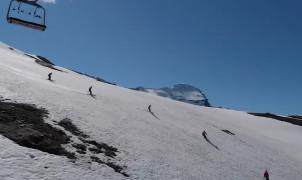La temporada de esquí de verano en los glaciares franceses se amplía