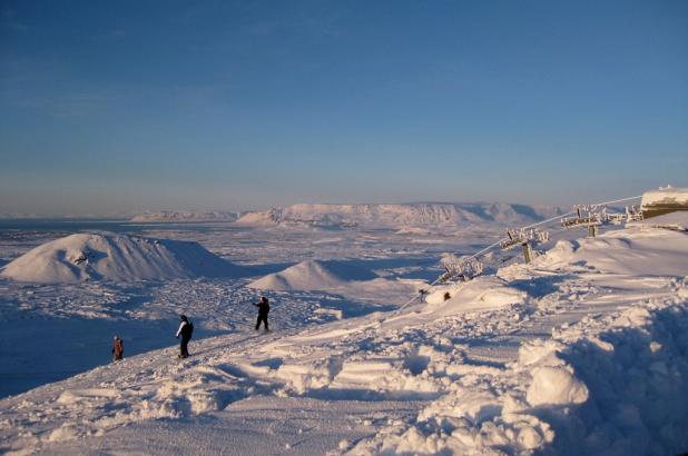 Paisaje nevado en Bláfjöl en la zona de Blue Mountain