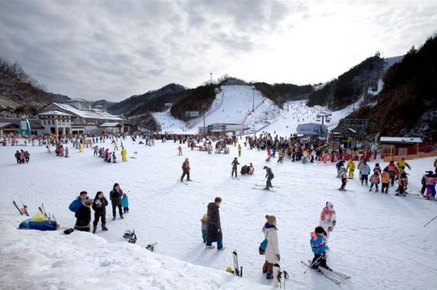 Esquiando en Elysian Gangchon Resort