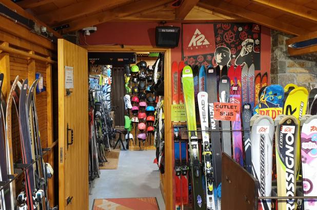 Ski-Reparació Llívia (Outlet) | de Nieve